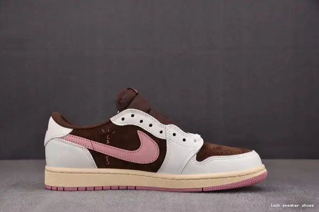 Reps LUCY Low 1 AJ Scott DZ4137-206 SP Travis x OG 0427